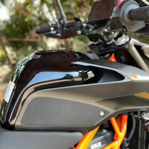 Maxx Gripp Traction pads or Tank grip for KTM Duke gen 2 250/390 Maxxgripp Thigh Pad