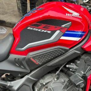 Traction Pads Knee Grip Sticker Protection Fit For Honda CBR 650R 2021-2026
